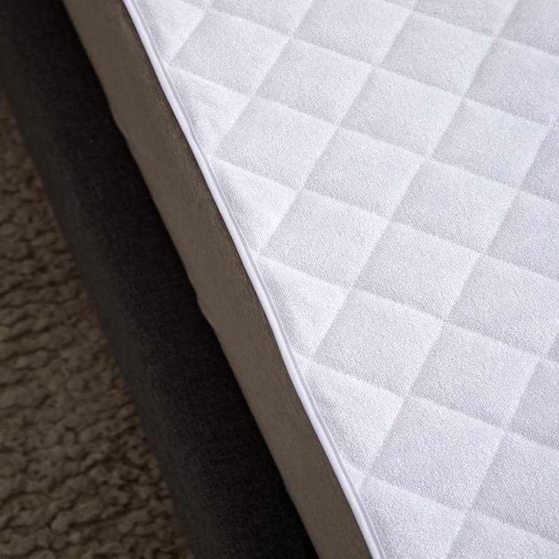 Waterproof Mattress Protector With Elastic Straps factory